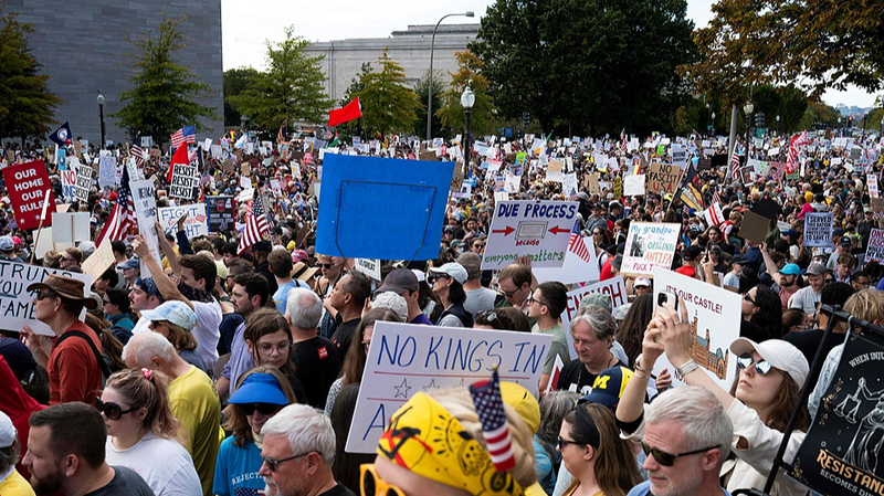 FVB854B4C6SJJC2MRW18 - Namaste Headlines ‘No Kings’ Rallies Surge Across U.S.: Democracy in Action