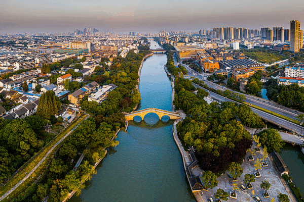 Explore Suzhou’s Timeless Mix of Tech & Tradition Explore Suzhou’s Timeless Mix of Tech & Tradition video poster