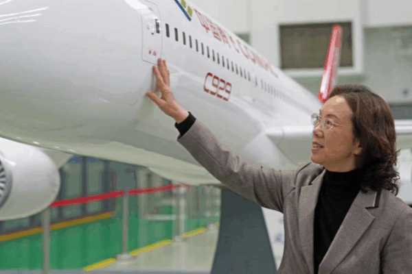 Zhao Chunling’s Flight Path: Leading the C929 ✈️ Zhao Chunling’s Flight Path: Leading the C929 ✈️