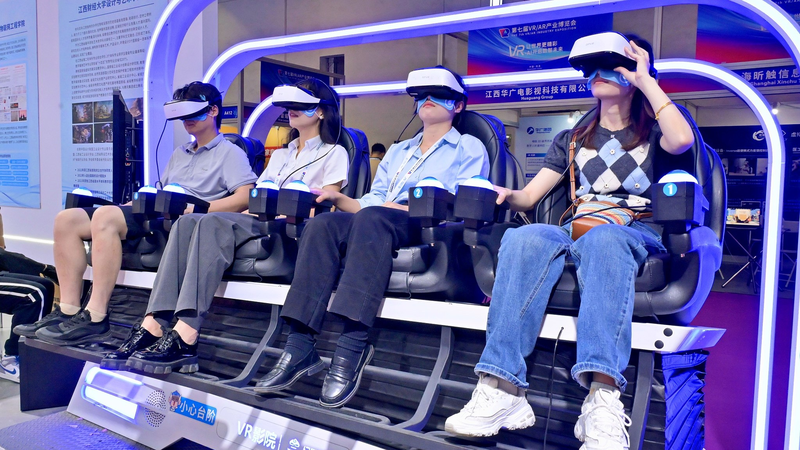 H7EOFT3NAR0C5B6JL0HB - Namaste Headlines China’s VR Boom: 10,000+ Companies Driving the Virtual Reality Revolution
