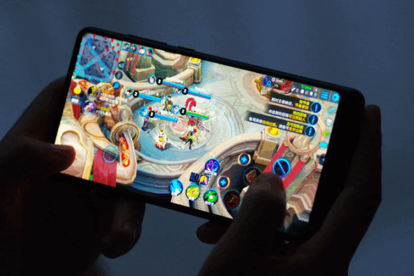 Honor of Kings Smashes Records: 139M Daily Users, 260M Monthly Globally Honor_of_Kings_Smashes_Records__139M_Daily_Users__260M_Monthly_Globally