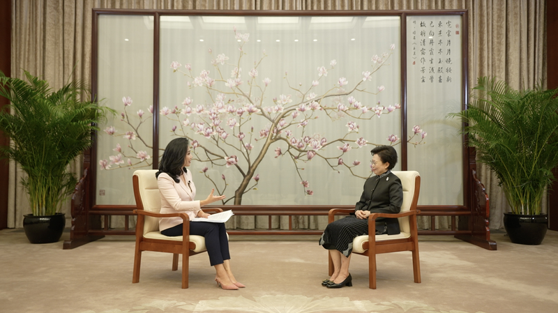 Huang Xiaowei on Empowering Young Women to Pursue Equality Huang_Xiaowei_on_Empowering_Young_Women_to_Pursue_Equality video poster