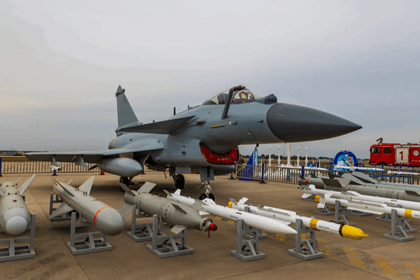 J-10C Fighter Jet: Supersonic Power & Heavy Firepower J_10C_Fighter_Jet__Supersonic_Power___Heavy_Firepower