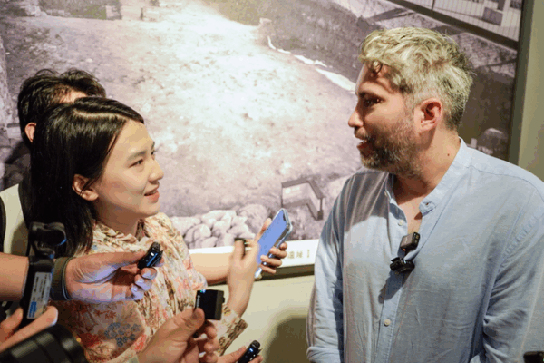 Jingdezhen: The Global Ceramics Hub Uniting Artists Jingdezhen__The_Global_Ceramics_Hub_Uniting_Artists video poster