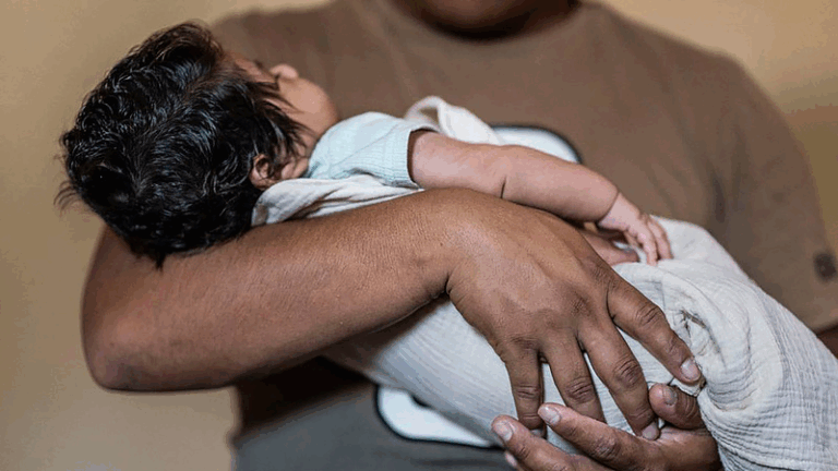 KFCXKKPD5RYYT17DI95H - Namaste Headlines US Appeals Court Blocks Trump’s Birthright Citizenship Order