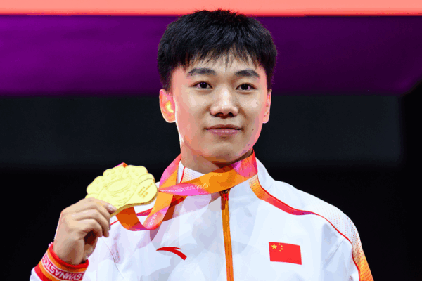 Hong Yanming’s Pommel Horse Gold Makes History in Jakarta 🏆 Hong Yanming’s Pommel Horse Gold Makes History in Jakarta 🏆