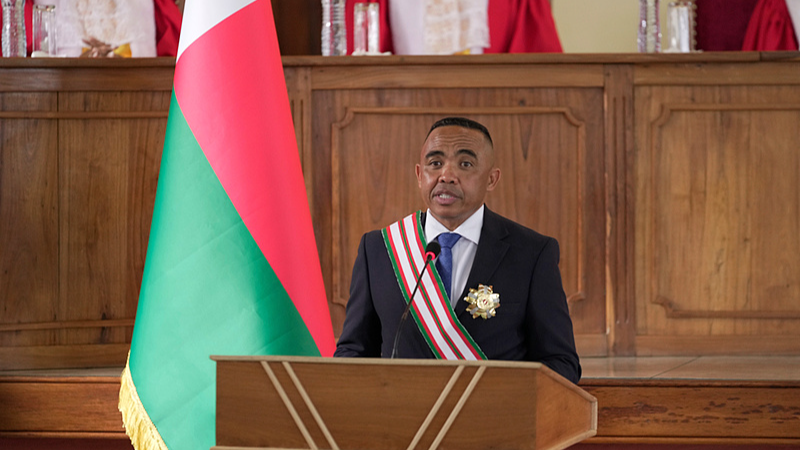 Malagasy Military Leader Randrianirina Sworn In as Interim President Malagasy_Military_Leader_Randrianirina_Sworn_In_as_Interim_President