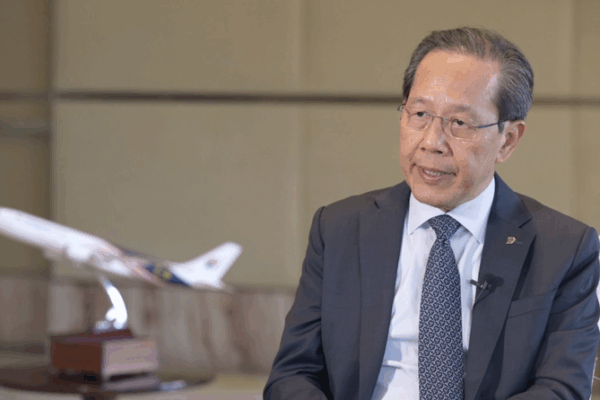 Malaysia Airlines Eyes COMAC Jets from the Chinese Mainland Malaysia_Airlines_Eyes_COMAC_Jets_from_the_Chinese_Mainland video poster