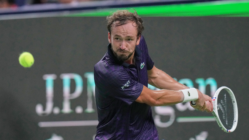 Medvedev Outlasts Tien to Reach Shanghai Masters Quarterfinals Medvedev_Outlasts_Tien_to_Reach_Shanghai_Masters_Quarterfinals