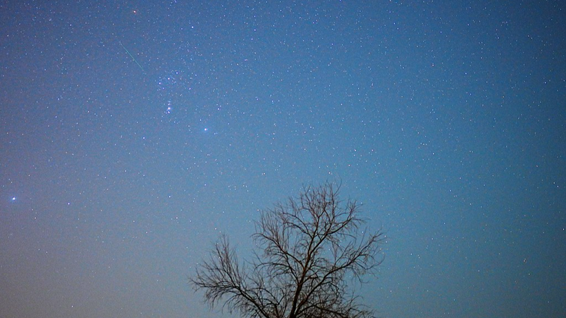 Orionid_Meteor_Shower_Lights_Up_Night_Skies_with_25_Meteors_hour - Namaste Headlines Orionid_Meteor_Shower_Lights_Up_Night_Skies_with_25_Meteors_hour
