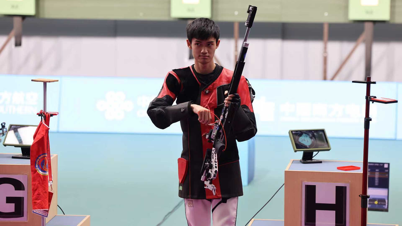 Sheng_Lihao_Scores_Gold_in_10m_Air_Rifle_at_National_Games