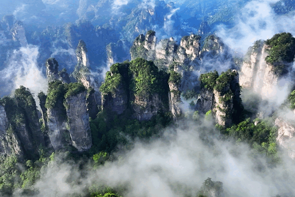 Sky-High Spectacle at Zhangjiajie’s Six Wonders Pavilion Sky_High_Spectacle_at_Zhangjiajie_s_Six_Wonders_Pavilion video poster