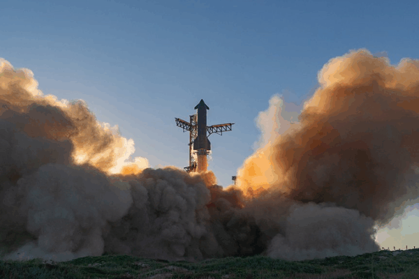 SpaceX_s_11th_Starship_Test_Rockets_Ahead_of_Upgraded_Prototype