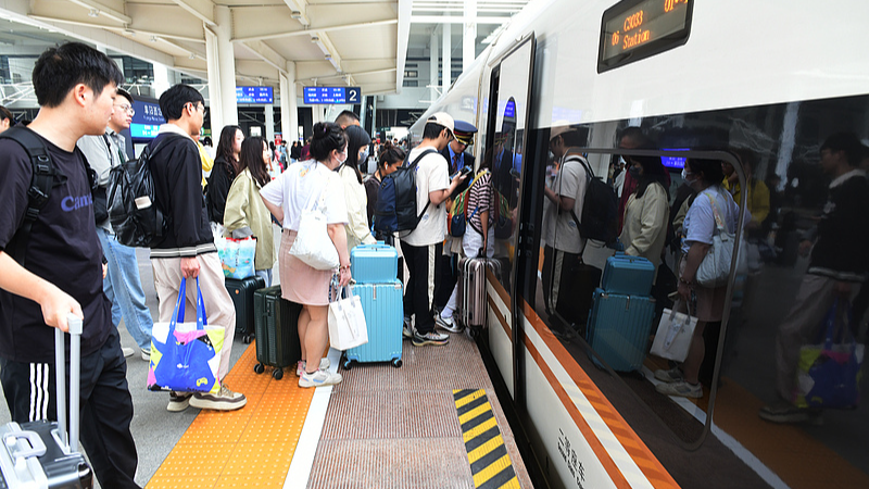 China’s Rail Network Hits 3.54B Trips with 6% Surge in Jan–Sept China's Rail Network Hits 3.54B Trips with 6% Surge in Jan–Sept