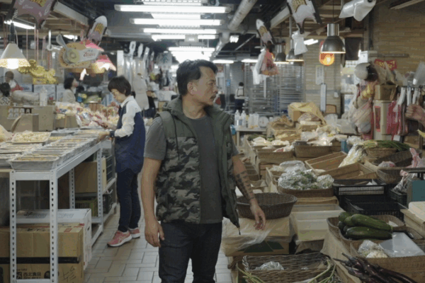 Food, Motorbikes & Stories: Wang Yiqin’s Taiwan Street Eats Food, Motorbikes & Stories: Wang Yiqin’s Taiwan Street Eats video poster