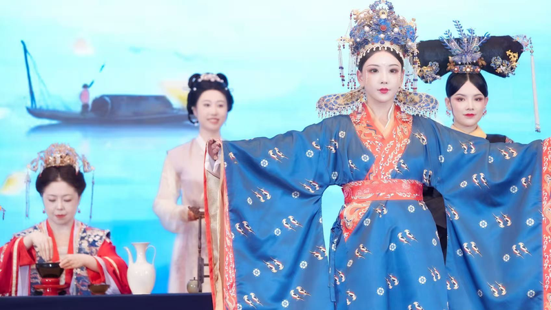 Tea_Art_Charms_at_Beijing_Vocational_Training_Conference - Namaste Headlines Tea_Art_Charms_at_Beijing_Vocational_Training_Conference