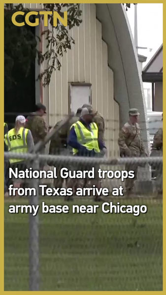 Texas_National_Guard_Arrives_in_Illinois_Ahead_of_Chicago_Deployment video poster