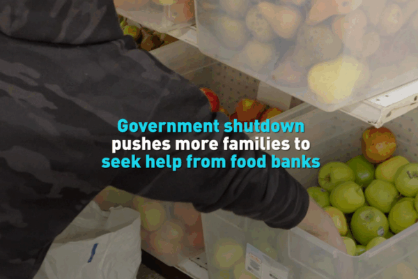 US Shutdown Spurs Families to Turn to Food Banks US_Shutdown_Spurs_Families_to_Turn_to_Food_Banks video poster