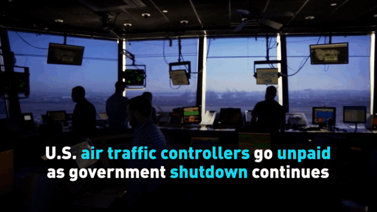 Unpaid___Unbowed__US_Air_Traffic_Controllers_Protest_Shutdown video poster