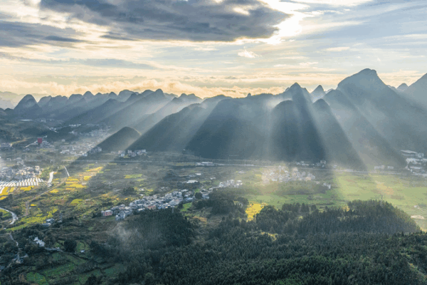 Wanfenglin Scenic Area: Explore the Peak Forest of the Chinese mainland Wanfenglin_Scenic_Area__Explore_the_Peak_Forest_of_the_Chinese_mainland video poster