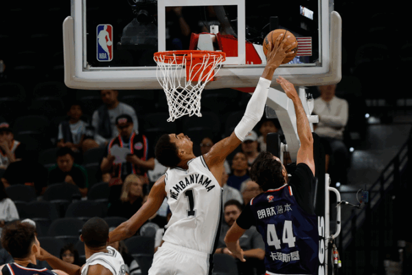 Wembanyama Shines as Spurs Crush Guangzhou 119-88 in Preseason Wembanyama_Shines_as_Spurs_Crush_Guangzhou_119_88_in_Preseason