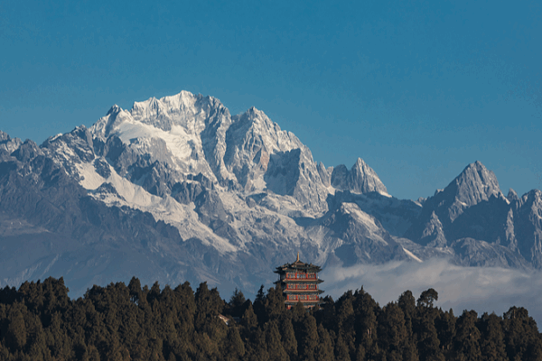 Yulong Snow Mountain: Yunnan’s Black & White Snow Wonder Yulong Snow Mountain: Yunnan’s Black & White Snow Wonder video poster