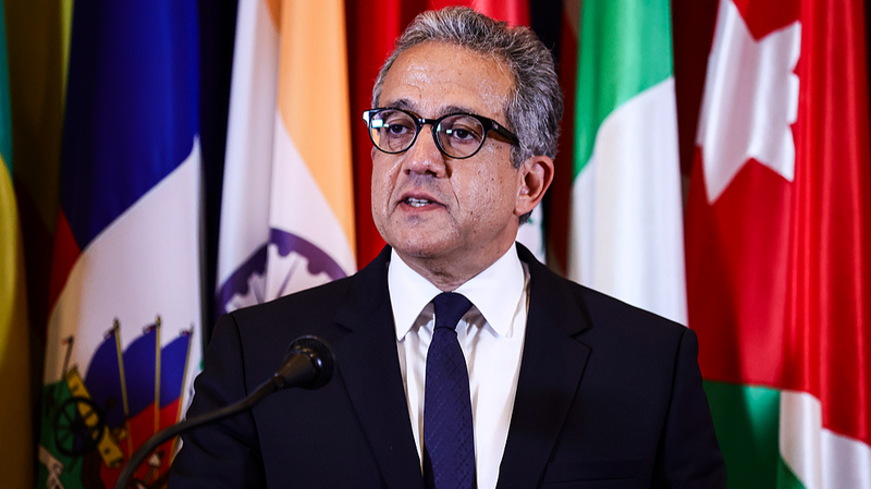 Egypt’s Khaled El-Enany Tapped as Sole UNESCO Director-General Candidate Egypt’s Khaled El-Enany Tapped as Sole UNESCO Director-General Candidate