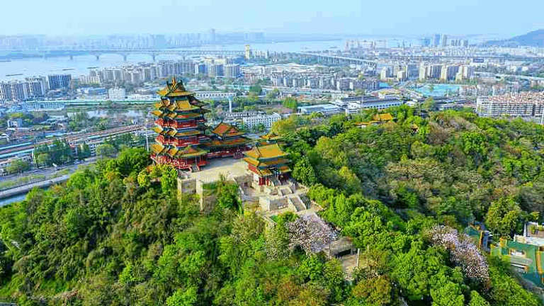 Yuejiang_Tower__Nanjing_s_Skyline_in_One_Epic_View video poster
