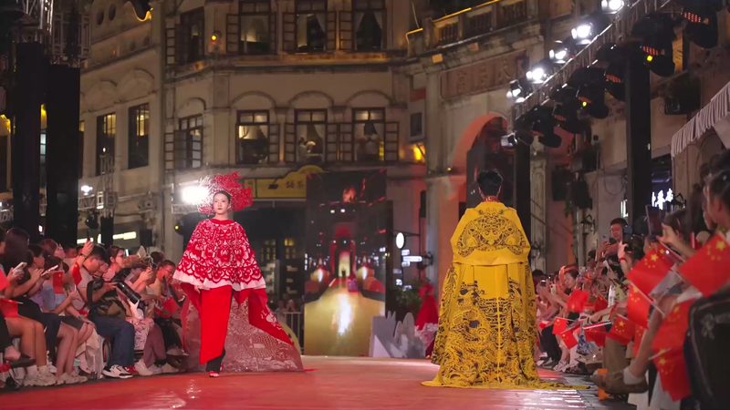 Paper-Cutting Meets Fashion on Hainan’s Qilou Old Street Runway Paper-Cutting Meets Fashion on Hainan’s Qilou Old Street Runway video poster