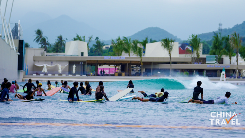 Hainan’s Surf Revolution: 1st Olympic-Grade Wave Pool Open!