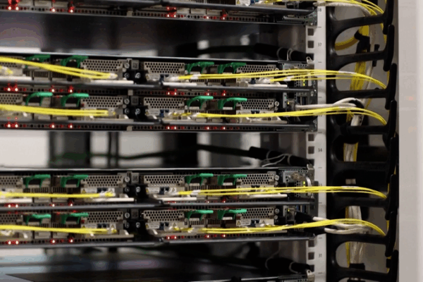 AI_Data_Center_Boom_Pushes_U_S__Electricity_Bills_Higher