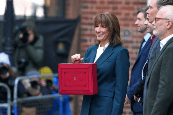 UK's 2025 Budget: Tax Hikes Ahead 📈