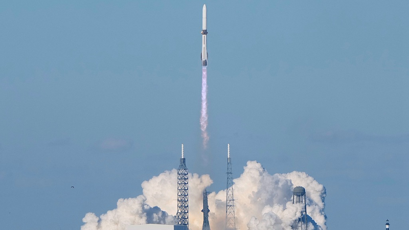 Blue_Origin_s_New_Glenn_Soars_to_Mars__Nails_Sea_Landing - Namaste Headlines Blue_Origin_s_New_Glenn_Soars_to_Mars__Nails_Sea_Landing