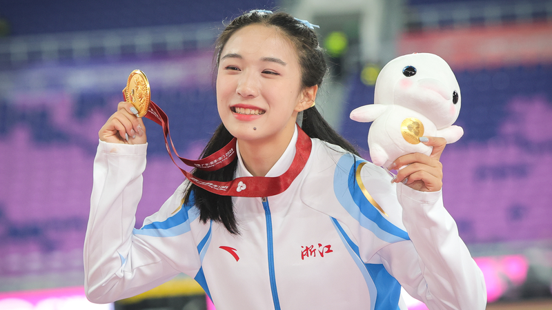 Chen_Yujie_Slashes_Asian_U20_100m_Record__Li_Zeyang_Wins_Men_s_Gold