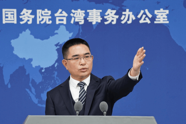 China_Urges_US_to_Tread_Carefully_on_Taiwan_Arms_Sale