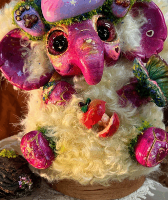 CuriCure_s_Curly_Haired_Elephants__Toys_That_Speak_Healing___Strength video poster