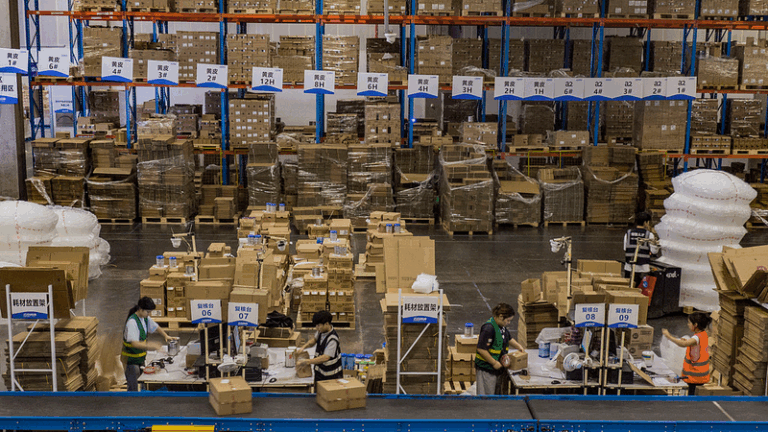 Double_11_Festival_Hits_Record_777M_Parcels_in_One_Day