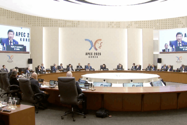 Xi Delivers Speech at 32nd APEC Economic Leaders’ Meeting in Gyeongju Xi Delivers Speech at 32nd APEC Economic Leaders’ Meeting in Gyeongju video poster