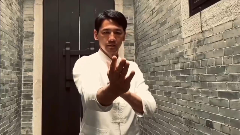 Foshan_Wing_Chun__The_Martial_Art_Blending_Power___Grace video poster