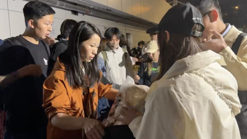 Hong_Kong_Unites_to_Support_Tai_Po_Fire_Victims video poster