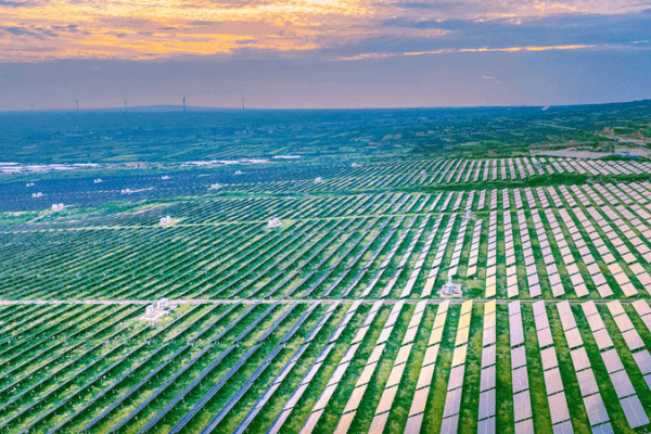 How_the_Chinese_mainland_s_Green_Energy_Boom_Outpaces_US__Hoax__Debates