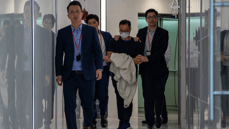 ICAC_Arrests_8_in_HK_Renovation_Corruption_Probe_After_Deadly_Fire - Namaste Headlines ICAC_Arrests_8_in_HK_Renovation_Corruption_Probe_After_Deadly_Fire