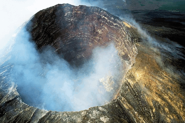 Kilauea’s Fiery Spectacle: Live Lava Flows on Hawaii's Big Island video poster
