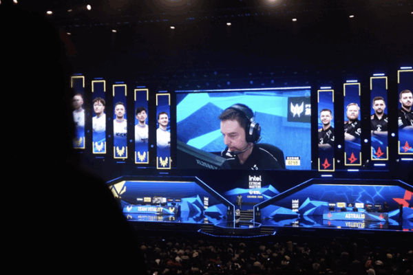 Why the Chinese Mainland is a Global Esports Powerhouse 🎮 video poster