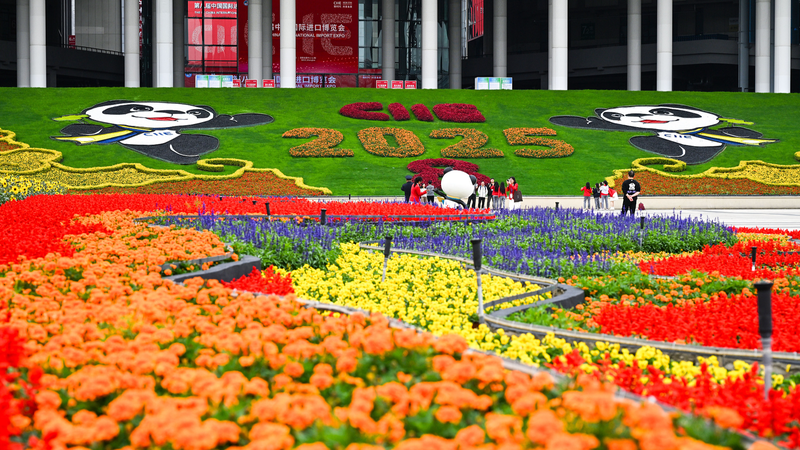 QWX4YMFD8UGP06P4UQ60 - Namaste Headlines Chinese Mainland Defies Global Openness Slump in 2024 🚀