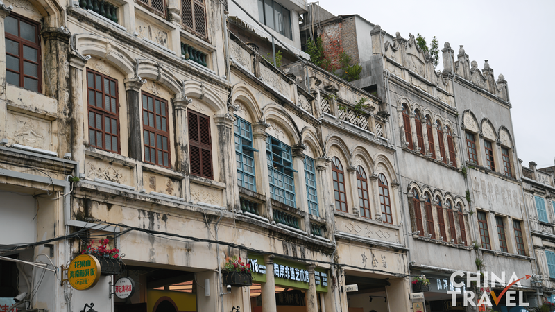 Qilou_Old_Street_in_Haikou__Tradition_Meets_Openness - Namaste Headlines Qilou_Old_Street_in_Haikou__Tradition_Meets_Openness