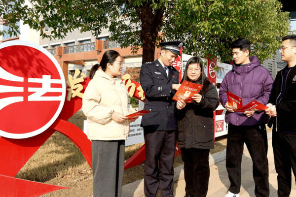 Xi Urges Fresh Breakthrough in China’s Rule of Law