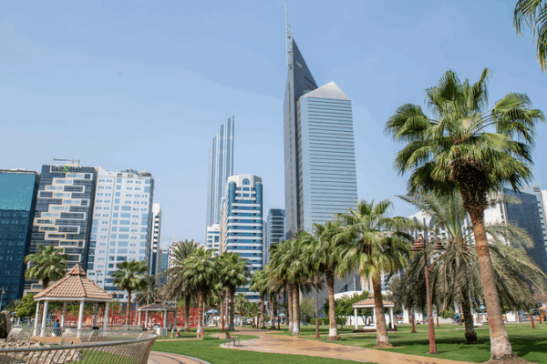 UAE_Banks_Drive_RMB_Boom__900B__Yuan_Cleared_Since_2016