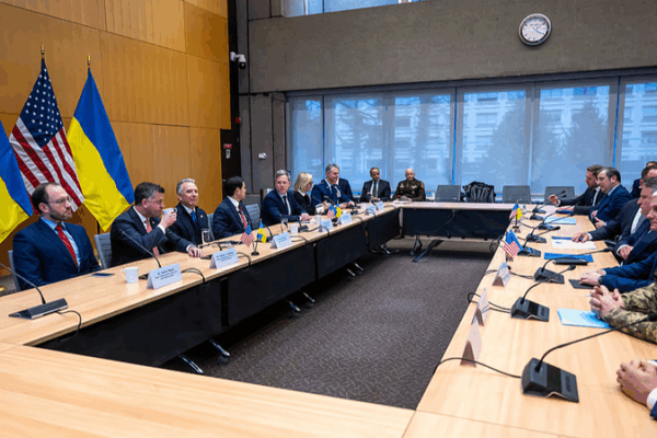 Ukraine_Agrees_to_Peace_Deal__Minor_Details_Remain