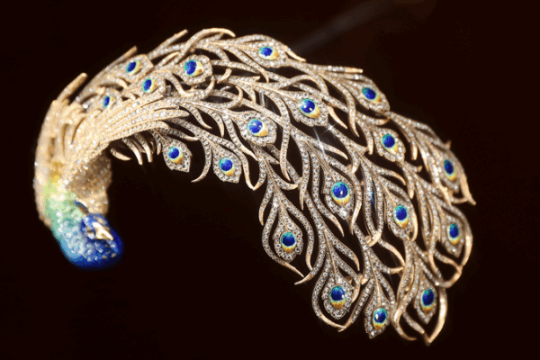 Historic Jewels Dazzle at CIIE ✨